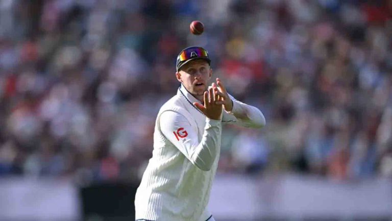Joe Root equals a record of Rahul Dravid during Headingley Test